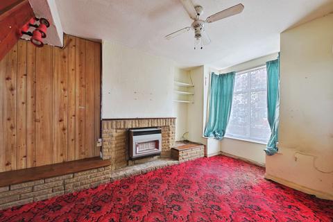 2 bedroom semi-detached house for sale, Queens Avenue, Barton-Upon-Humber, Lincolnshire, DN18