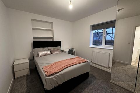 2 bedroom apartment to rent, Richmond Road, Cardiff