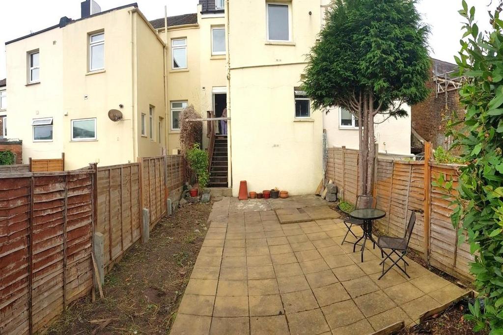 Garden (b).jpg