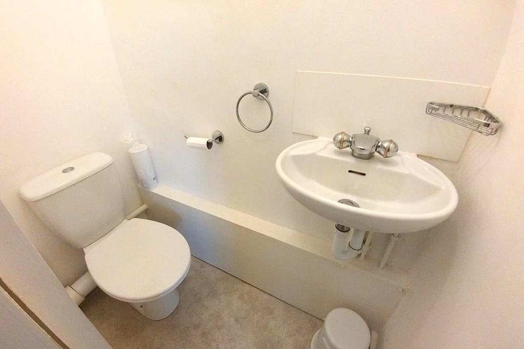 Downstairs WC.jpg