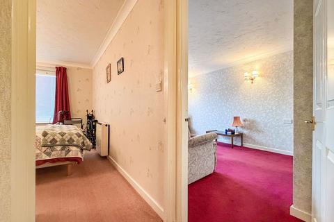 1 bedroom apartment for sale, Haldenby Court, Hull HU14
