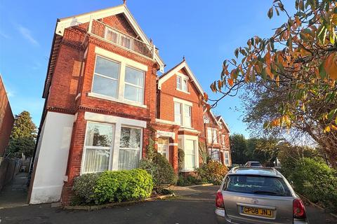 undefined, Beach Road, Littlehampton BN17