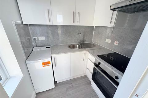 undefined, Beach Road, Littlehampton BN17