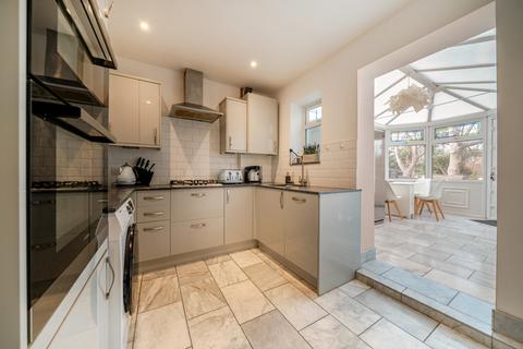3 bedroom terraced house for sale, Castleton Road, Eltham