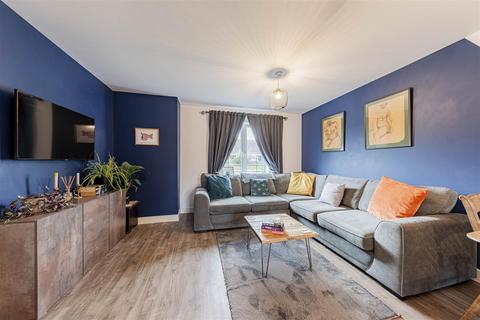 2 bedroom flat for sale, Connors Way, Canterbury CT1