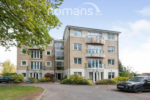 Russell Road, Basingstoke, Hampshire