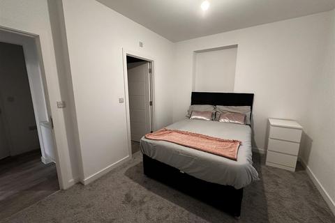 2 bedroom apartment to rent, Richmond Road, Cardiff