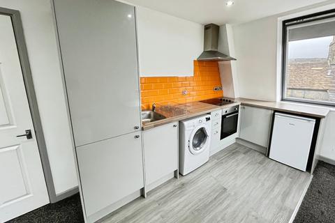 1 bedroom apartment to rent, Blackwall, West Yorkshire HX1