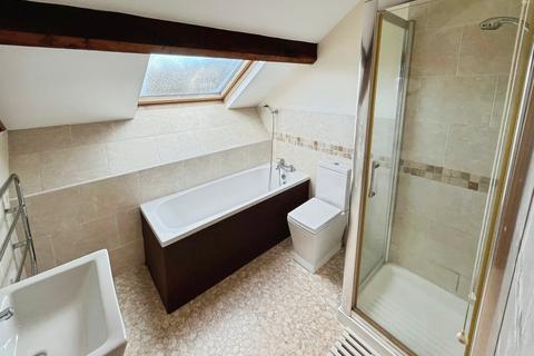 2 bedroom penthouse to rent, Browning Avenue, West Yorkshire HX3