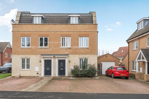 undefined, Maltings Close, Dunmow CM6