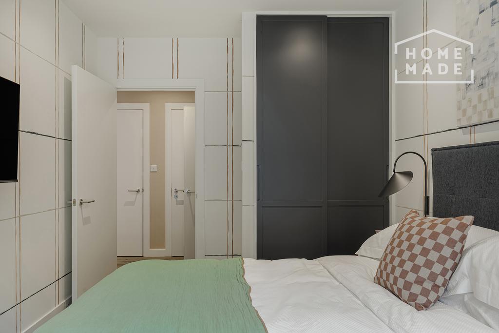 B09801f22588c7f7932f7479a639