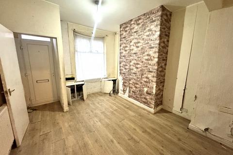 2 bedroom end of terrace house for sale, Prestage Street, Longsight