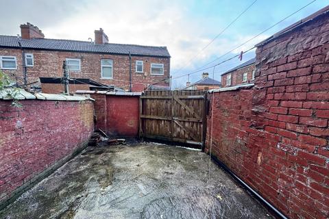 2 bedroom end of terrace house for sale, Prestage Street, Longsight