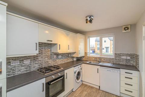 2 bedroom terraced house to rent, Kirkstall Road, South Yorkshire S71
