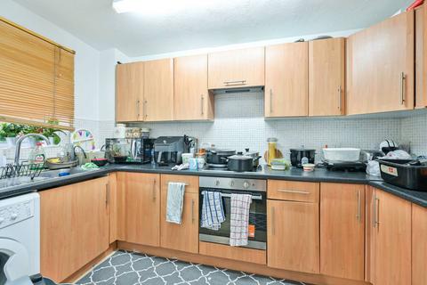 2 bedroom flat for sale, Chaucer Drive, Bermondsey, London, SE1