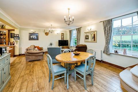 undefined, Speen Road, High Wycombe HP14