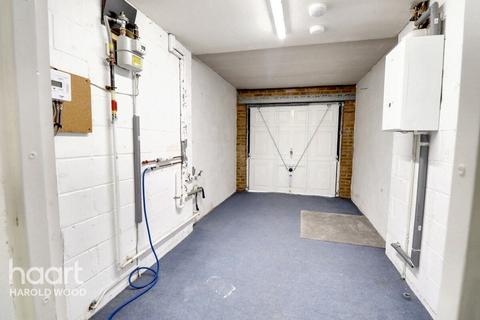 undefined, Harrow Crescent, Harold Hill