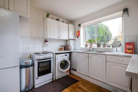 undefined, Stavordale Road, Carshalton