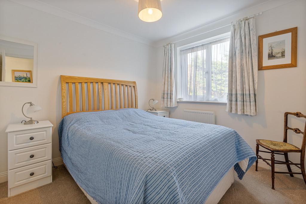 A13 - 10 Tappers Close, Exeter, Topsham - 251106