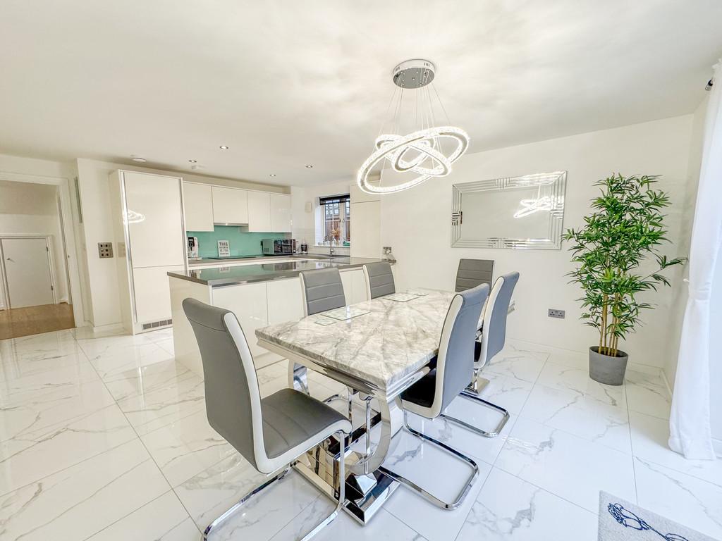 Breakfast room