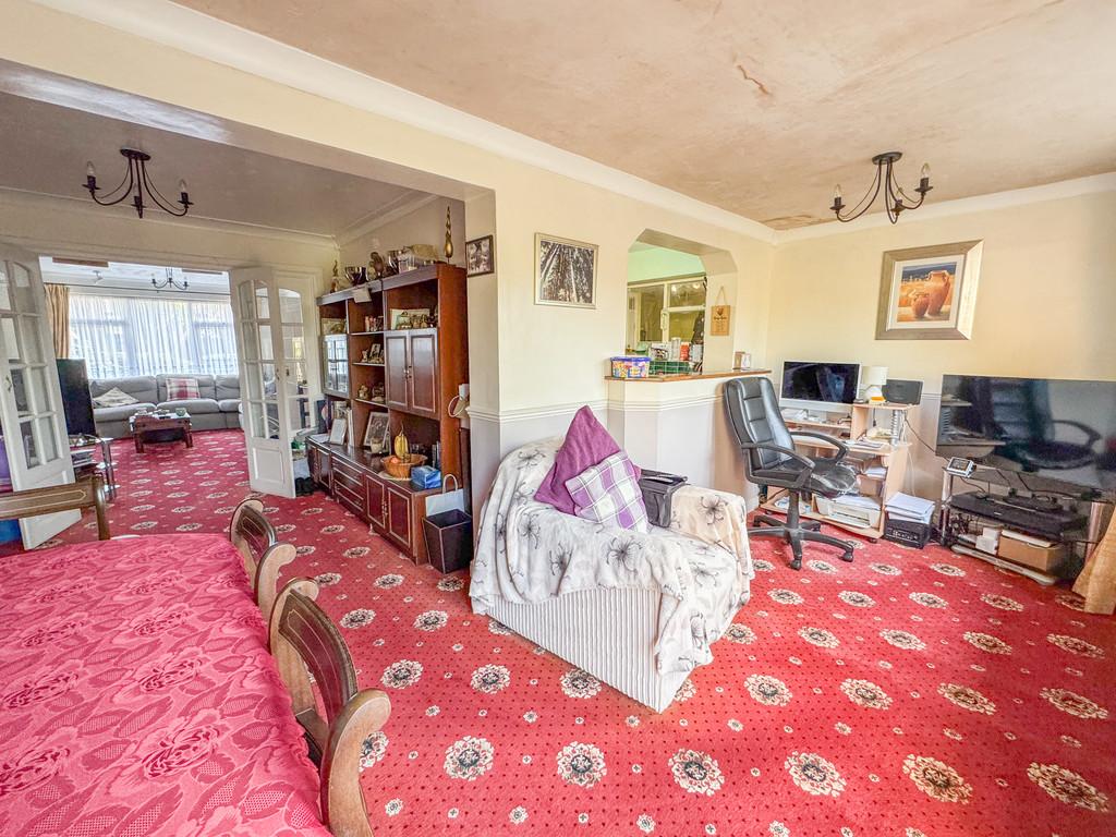 Breakfast area open plan