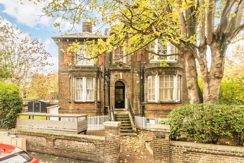 1 bedroom flat to rent, Grove Crescent, Kingston Upon Thames KT1