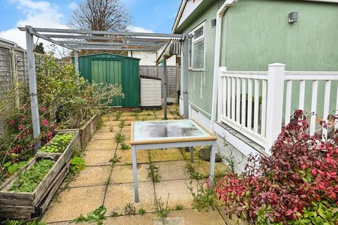 undefined, Barton-On-Sea