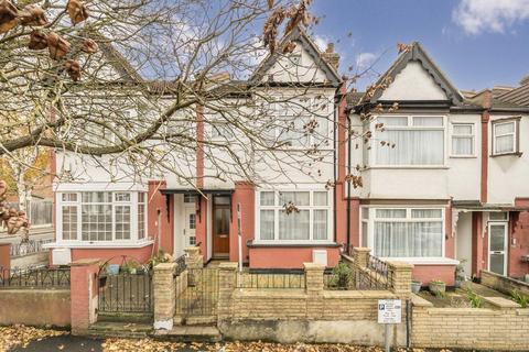 Montagu Road, London NW4