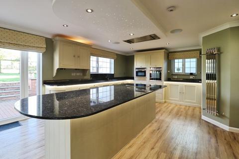 undefined, Little Ditton, Woodditton CB8