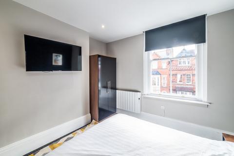 3 bedroom apartment to rent, Derby Road, Nottingham