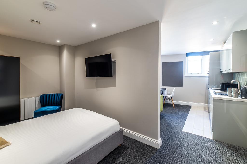 Canning Place B215-001