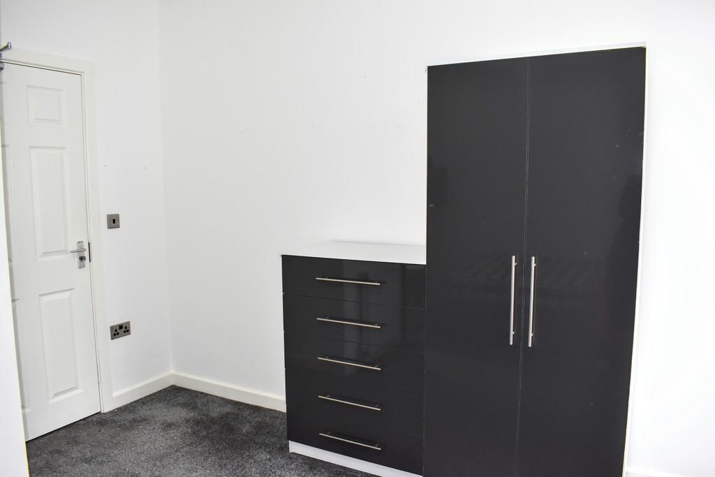 Bedroom 4.1