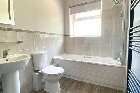 2 bedroom flat for sale, Temple Drive, Holt NR25