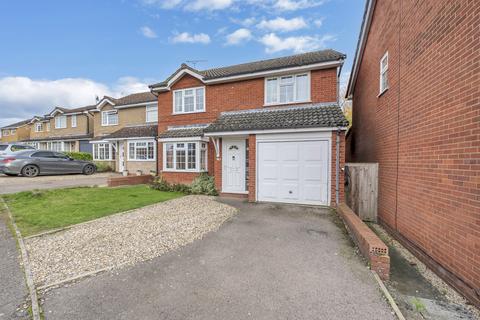 4 bedroom detached house for sale, Kettleborrow Close, Suffolk IP31