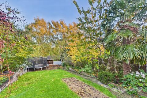 3 bedroom semi-detached house for sale, Park Lane, Tutbury