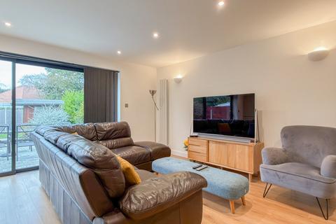 4 bedroom detached house for sale, Lake Road, Hamworthy