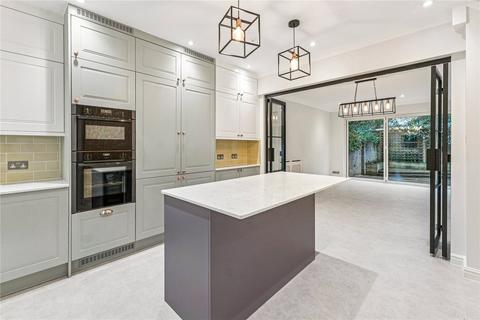 5 bedroom terraced house to rent, King George Square, Richmond, TW10