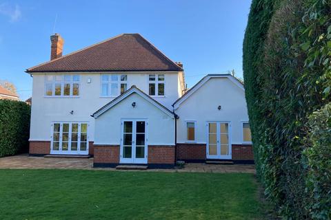 undefined, West Grove, Hersham, KT12