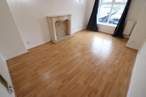 3 bedroom end of terrace house to rent, 28 Bermondsey Drive