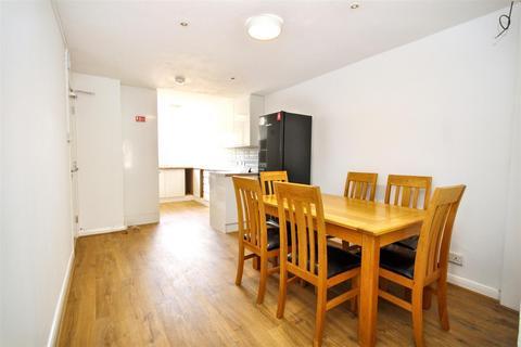 undefined, Guildford Park Avenue, Guildford