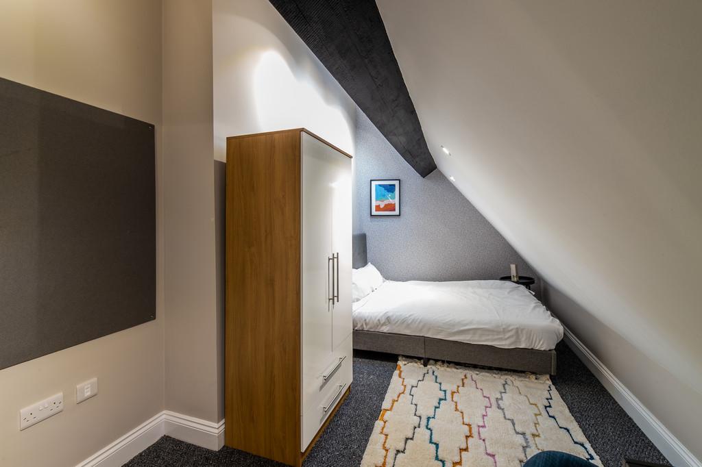 Canning Place B311-003