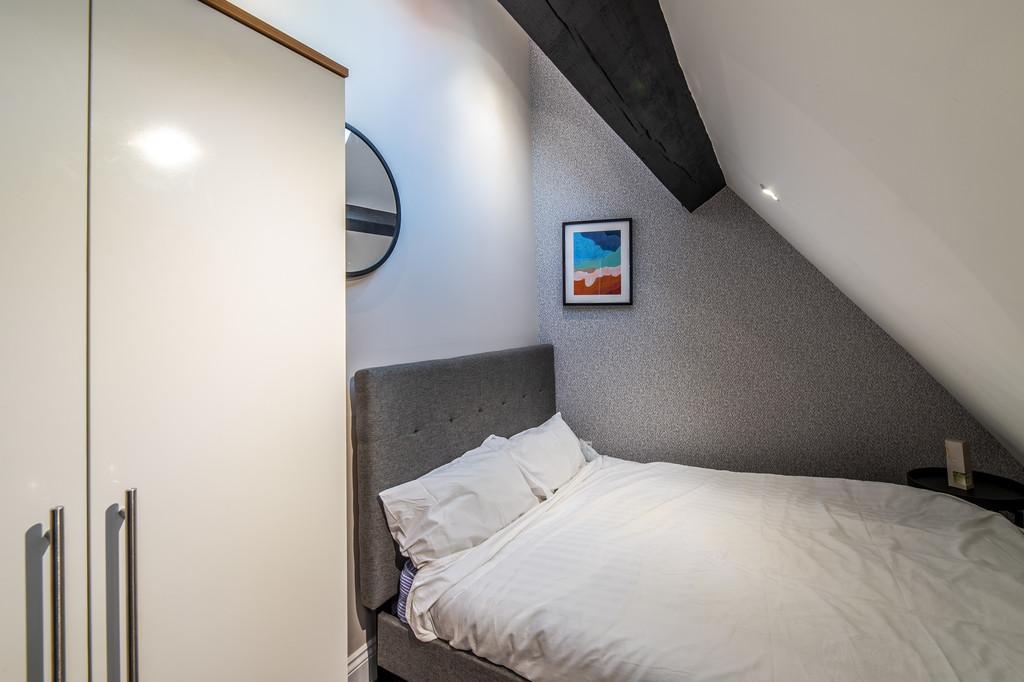 Canning Place B311-004
