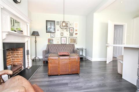 undefined, Weston Road, Guildford