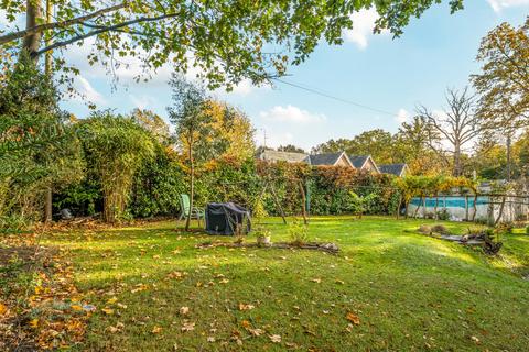 undefined, Jackmans Lane, Woking, St Johns, GU21