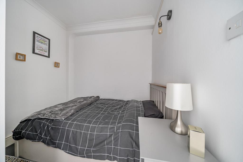 1377064-8-690e1b5...