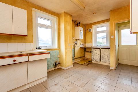 3 bedroom semi-detached house for sale, Irchester Road, Rushden NN10