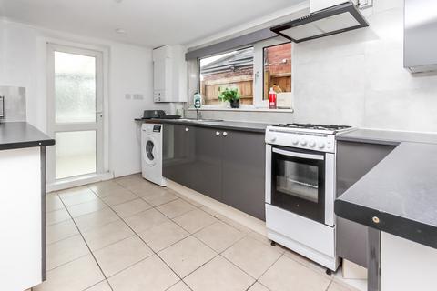 4 bedroom terraced house for sale, Midland Road, Wellingborough NN8