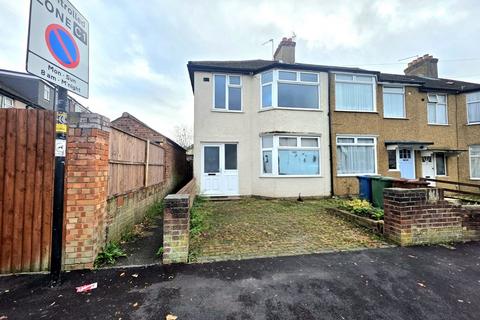3 bedroom end of terrace house for sale, Toorack Road, Harrow