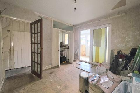 3 bedroom end of terrace house for sale, Toorack Road, Harrow
