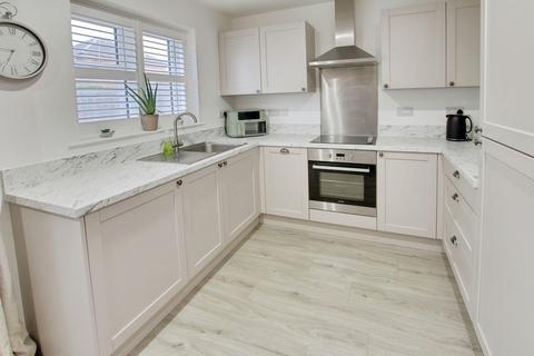 2 bedroom semi-detached house for sale, Thomas Aveling Close, Elm PE14